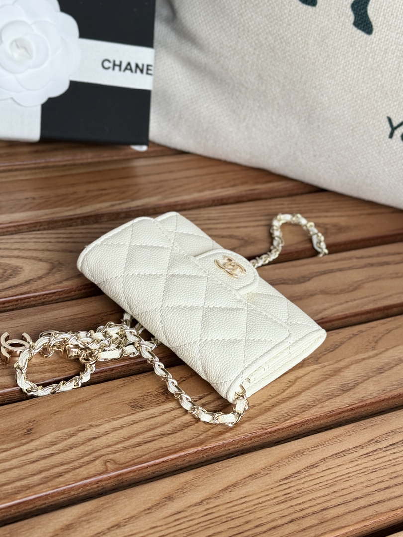 Chanel A81081 Wallet on Chain Shiny Calfskin White - Default Title - View 4