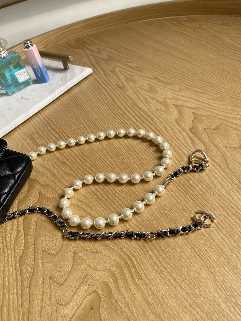 Chanel A81181 22 Spring/Summer Pearl chain belt bag Black - Default Title - View 9