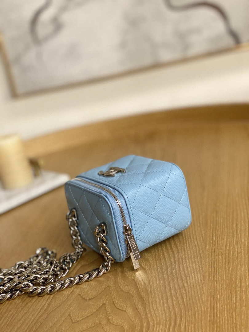 Chanel A81193 Mini Vanity with chain Calfskin Slivery Pink - Default Title - View 5