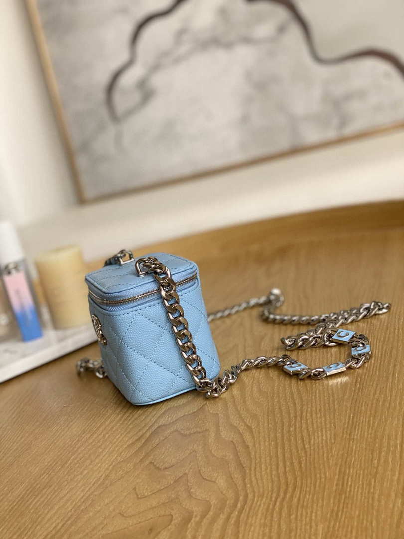 Chanel A81193 Mini Vanity with chain Calfskin Slivery Pink - Default Title - View 6