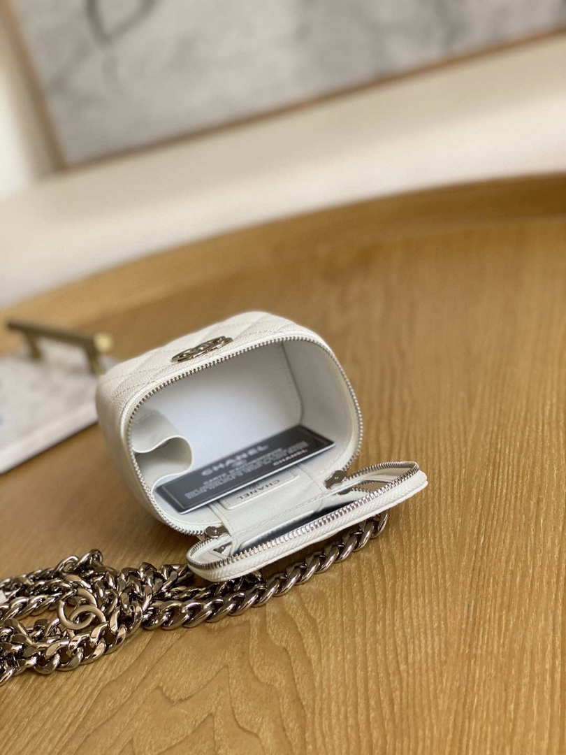 Chanel A81193 Mini Vanity with chain Calfskin Slivery White - Default Title - View 9