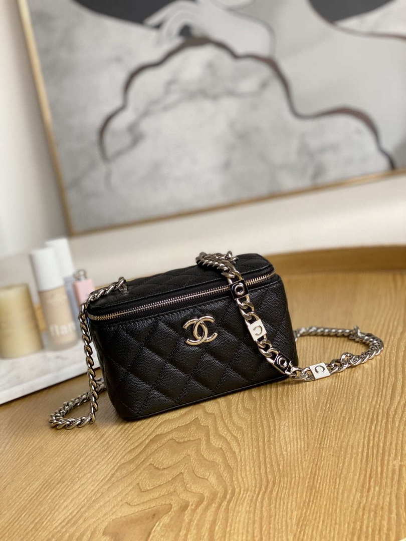 Chanel A81194 Vanity with chain Calfskin Sliver Black - Default Title - View 1