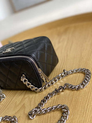 Chanel A81194 Vanity with chain Calfskin Sliver Black - Default Title - View 4
