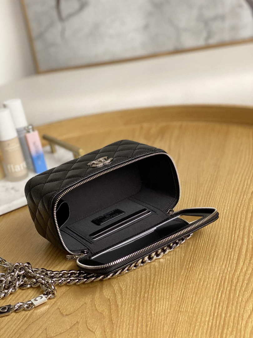 Chanel A81194 Vanity with chain Calfskin Sliver Black - Default Title - View 9