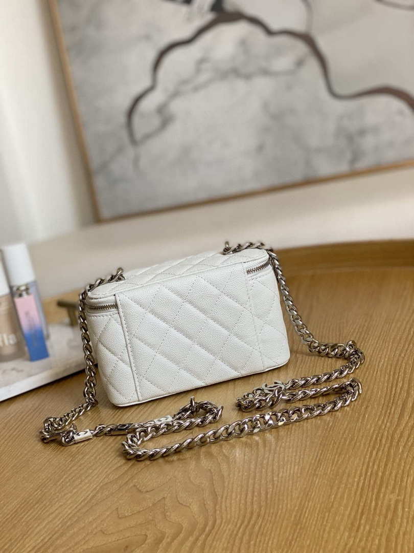 Chanel A81194 Vanity with chain Calfskin Sliver White - Default Title - View 2