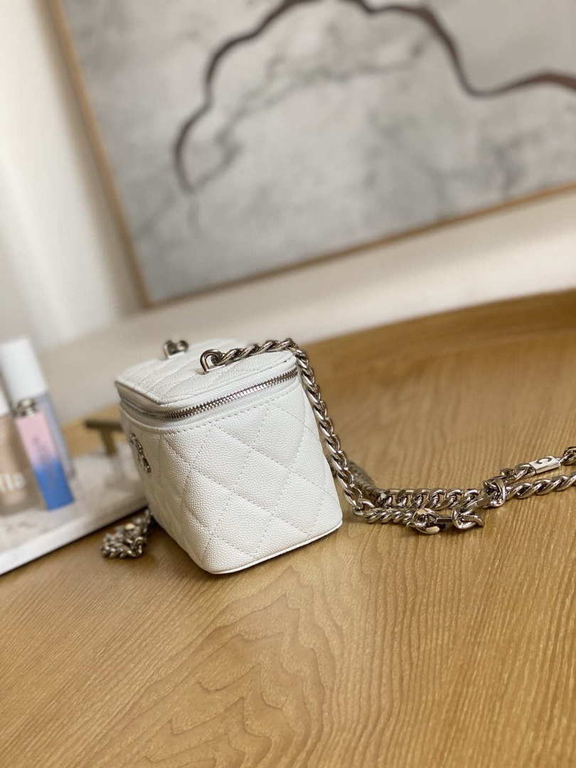 Chanel A81194 Vanity with chain Calfskin Sliver White - Default Title - View 7