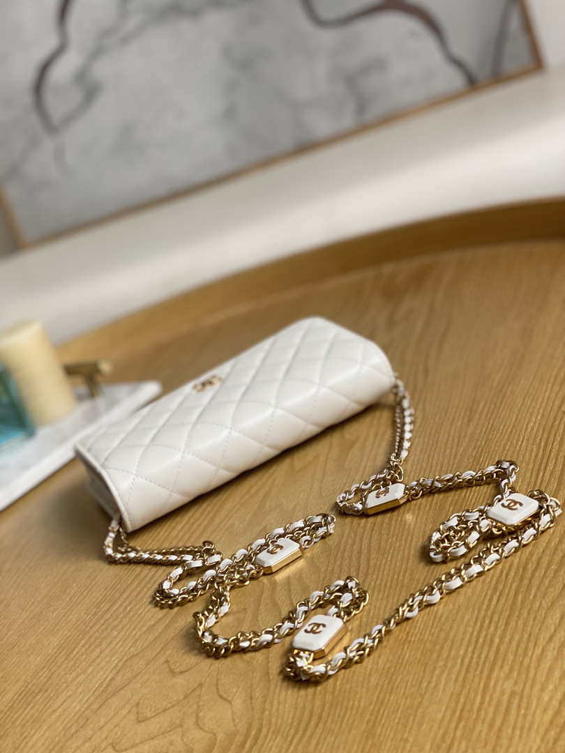 Chanel A81217 Flap Bag Lambskin Onyx Small Square Stewardess Bag White