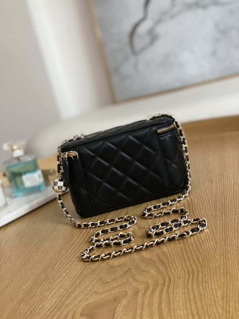 Chanel A81242 Vanity with chain Lambskin Gold football Black - Default Title - View 2