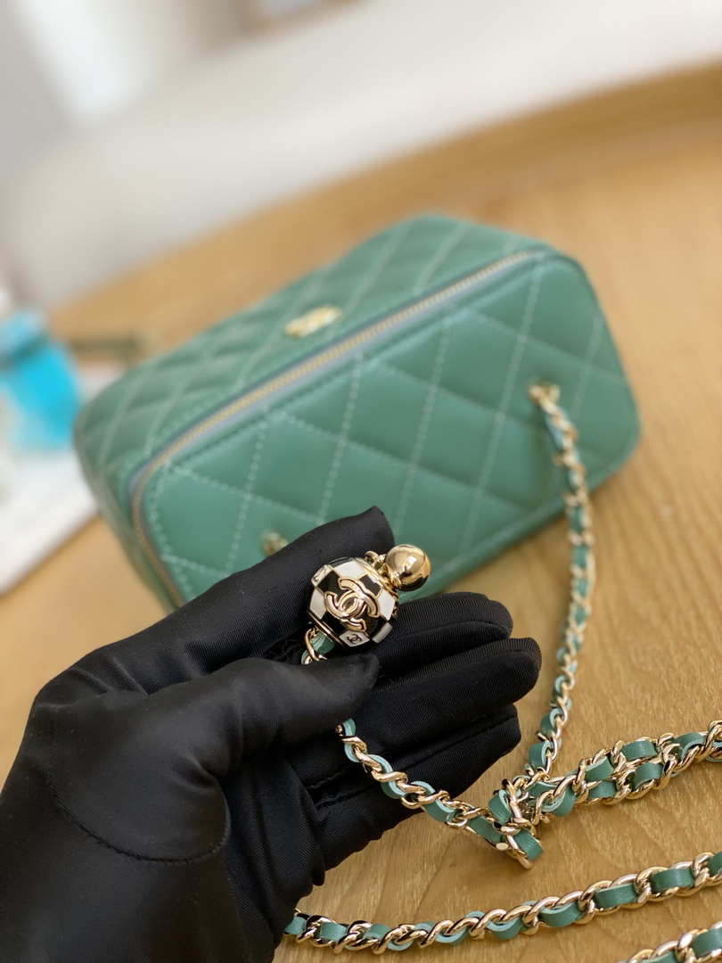 Chanel A81242 Vanity with chain Lambskin Gold football Light Green - Default Title - View 3