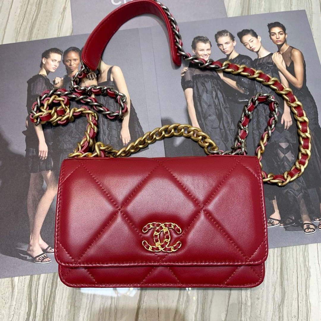 Chanel A86092 WOC Chain Wallet Bag Lambskin Wine Red - Default Title - View 1