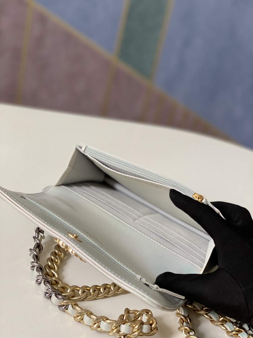 Chanel A86092 WOC Chain Wallet Bag Lambskin White - Default Title - View 5
