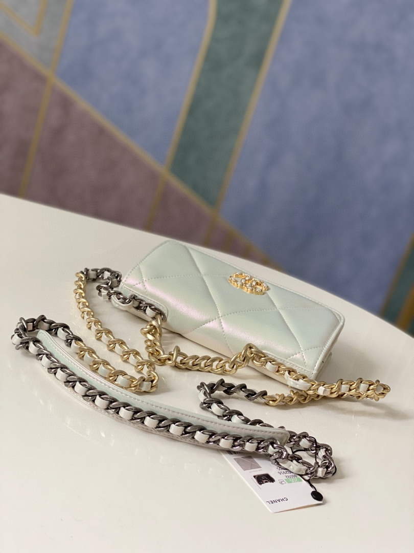 Chanel A86092 WOC Chain Wallet Bag Lambskin White - Default Title - View 4