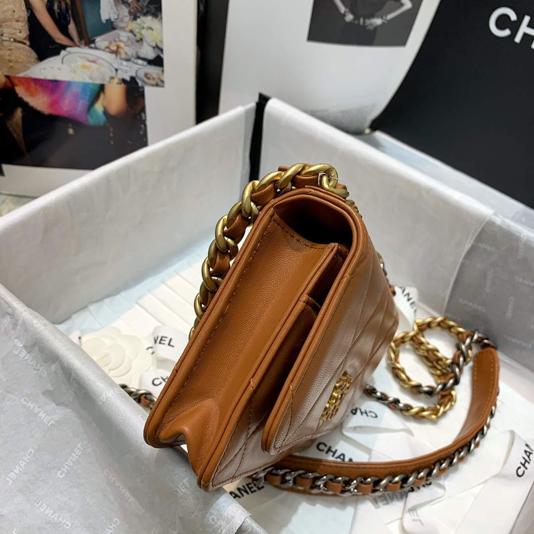 Chanel A86092 WOC 19 Chain Wallet Bag Lambskin Brown - Default Title - View 4