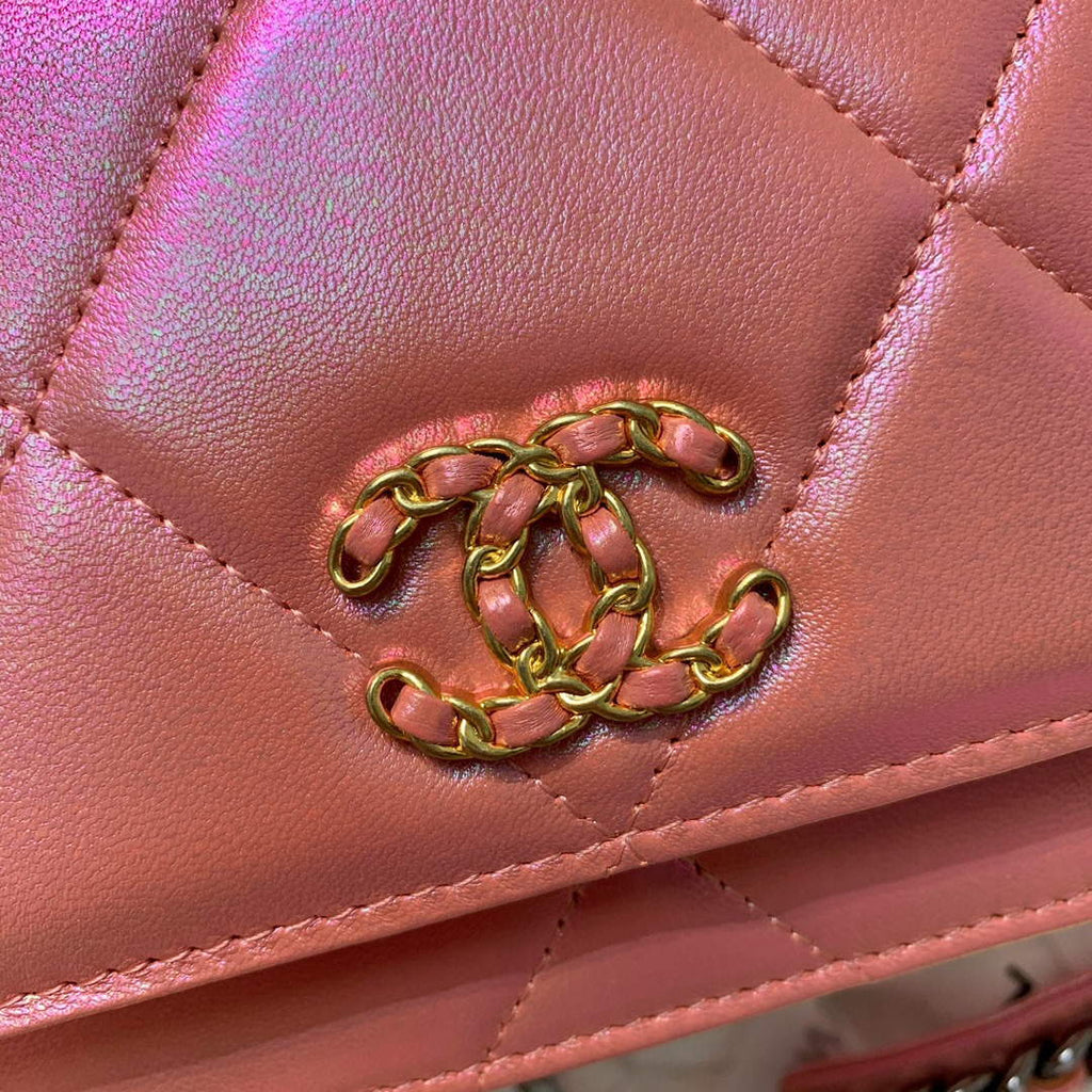 Chanel A86092 WOC 19 Chain Wallet Bag Lambskin Pink