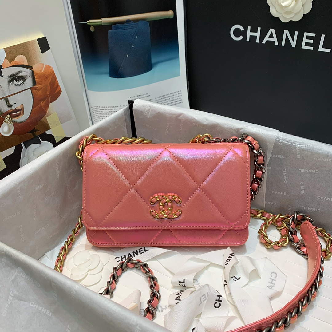 Chanel A86092 WOC 19 Chain Wallet Bag Lambskin Pink - Default Title - View 5