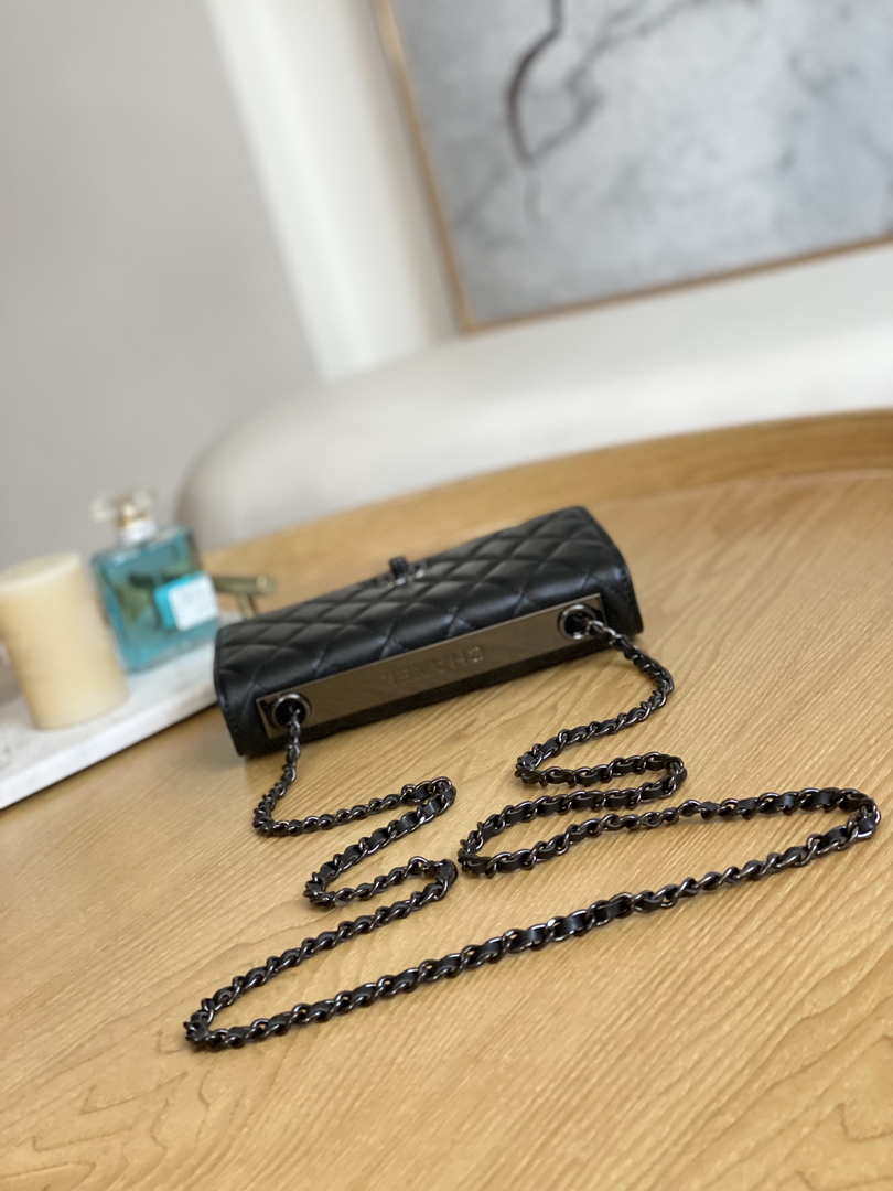 Chanel A88632 WOC 19 Chain Wallet Bag Black Lambskin with black havdware - Default Title - View 6