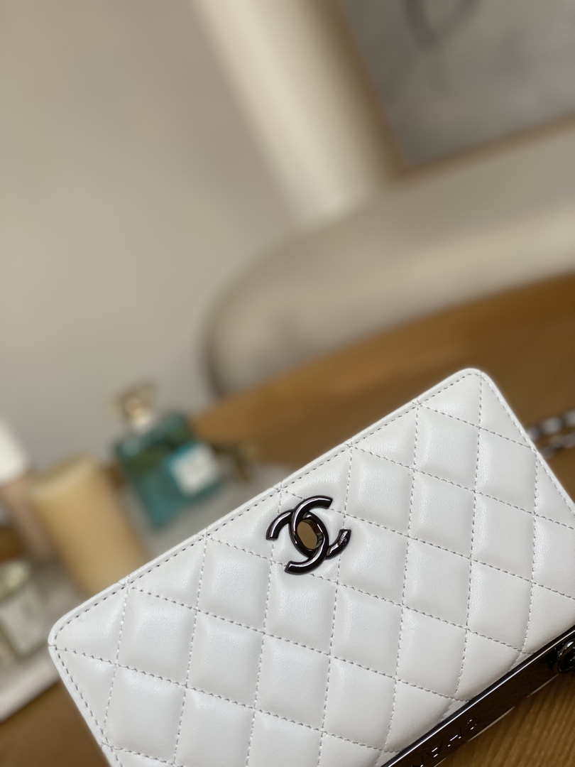 Chanel A88632 WOC 19 Chain Wallet Bag White Lambskin with black havdware - Default Title - View 4