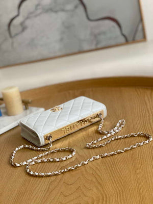 Chanel A88632 WOC 19 Chain Wallet Bag White Lambskin Gold - Default Title - View 6