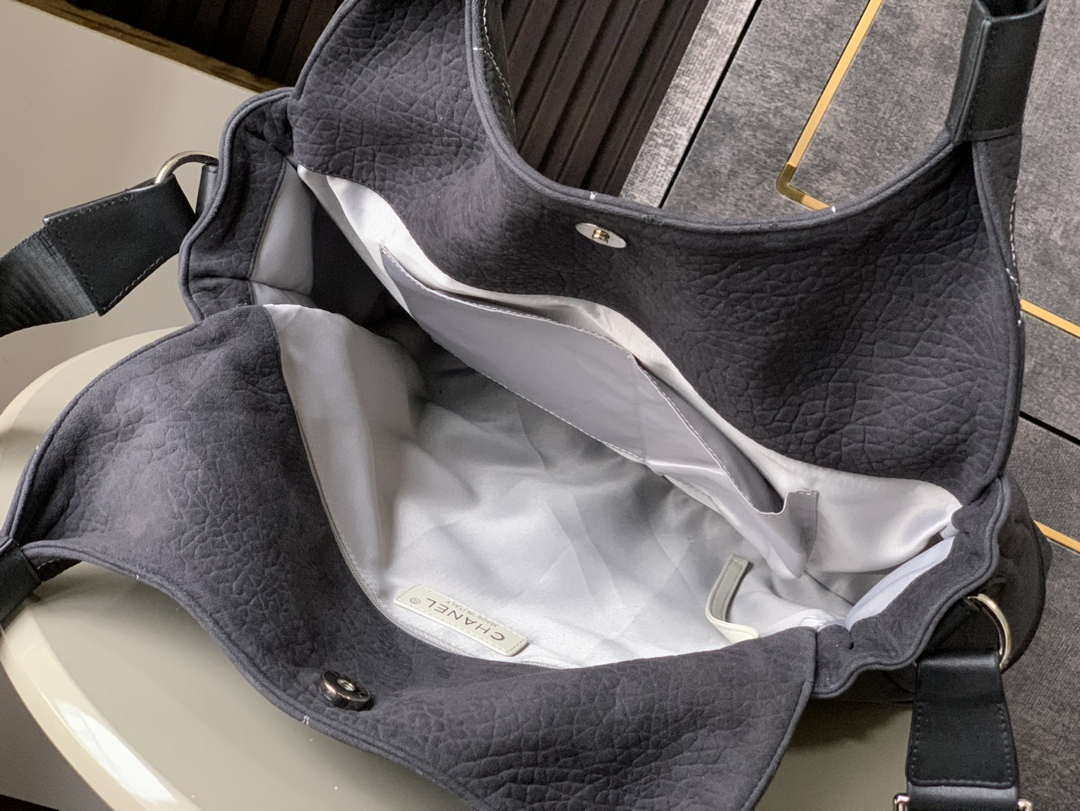Chanel A88991 Hobo Bag Suede & Silver-Tone Metal Black