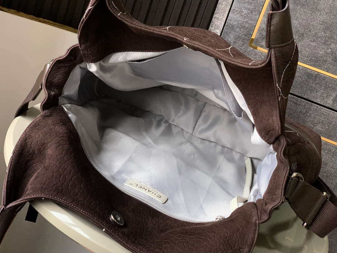 Chanel A88991 Hobo Bag Suede & Silver-Tone Metal Brown