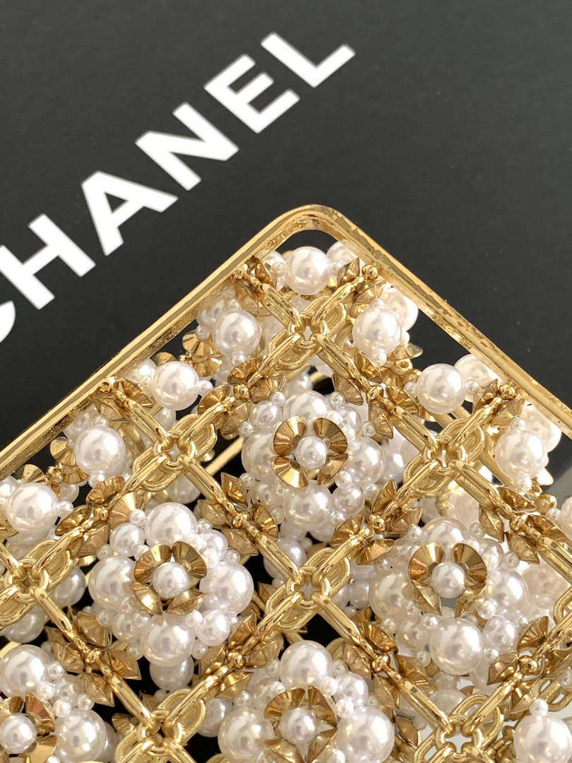 Chanel A90091 Limited Edition Pearl Metal CF Evening Flap Bag gold metal