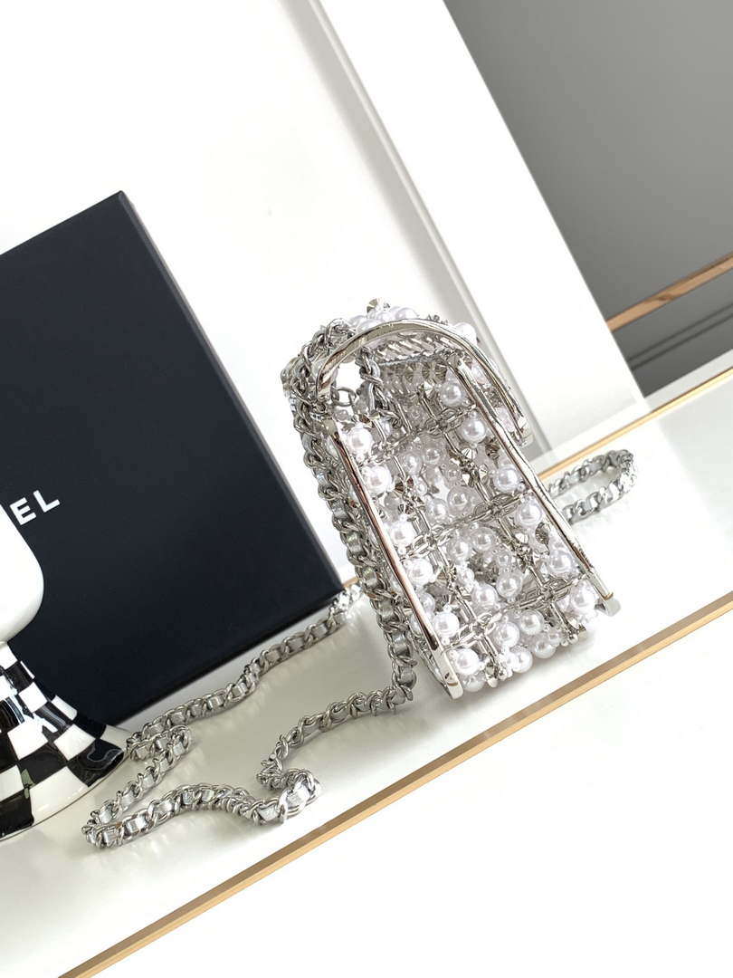 Chanel A90091 Limited Edition Pearl Metal CF Evening Flap Bag Silver metal