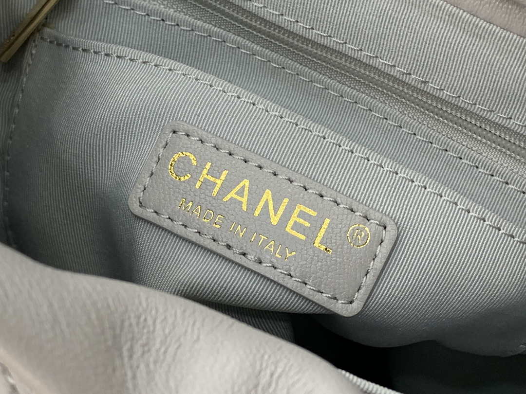 Chanel A91120 Backpack Vintage Lambskin Bag Gray - Gold / Small 25 x 20 x10 ???? - View 11