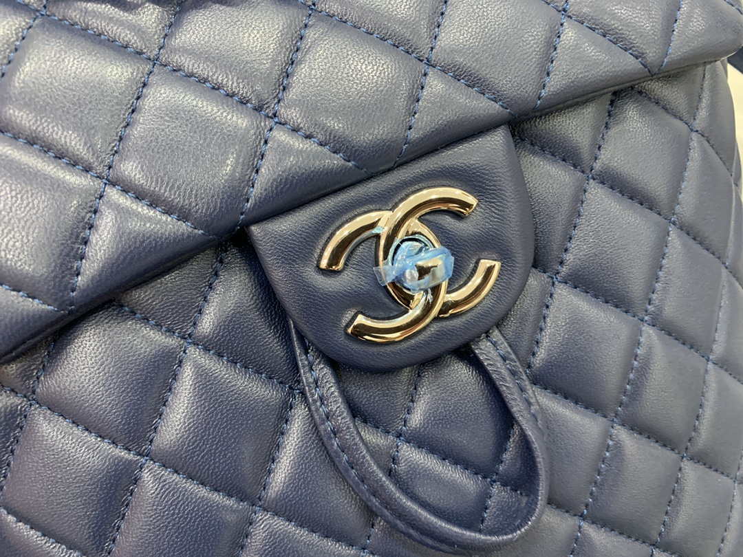 Chanel A91120 Backpack Vintage Lambskin Bag Navy Blue - Gold / Small 25 x 20 x10 ???? - View 13