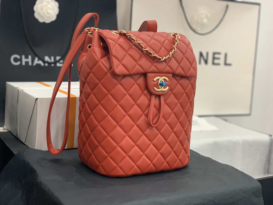 Chanel A91120 Backpack Vintage Lambskin Bag Red - Gold / Small 25 x 20 x10 ???? - View 2