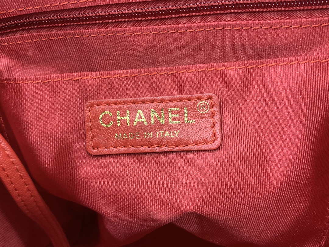 Chanel A91120 Backpack Vintage Lambskin Bag Red - Gold / Small 25 x 20 x10 ???? - View 10