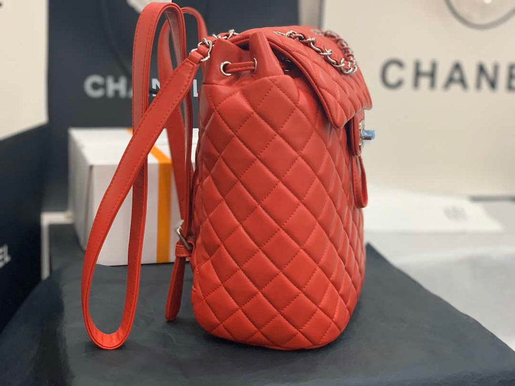 Chanel A91120 Backpack Vintage Lambskin Bag Red