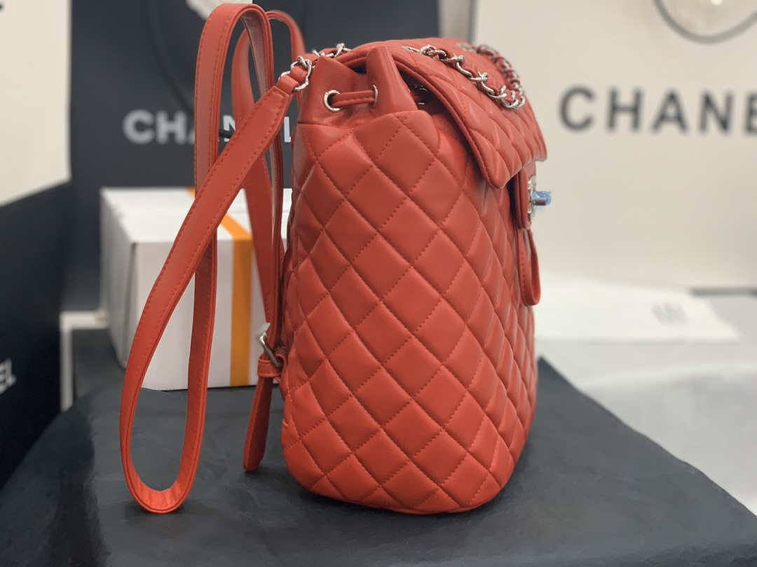 Chanel A91120 Backpack Vintage Lambskin Bag Red