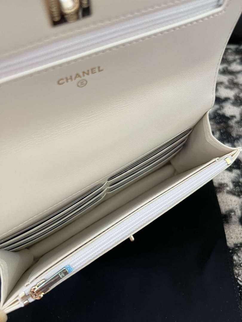 Chanel A96033 Woc Wallet on Chain With Small flower Handle White Lambskin