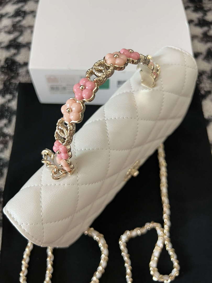 Chanel A96033 Woc Wallet on Chain With Small flower Handle White Lambskin