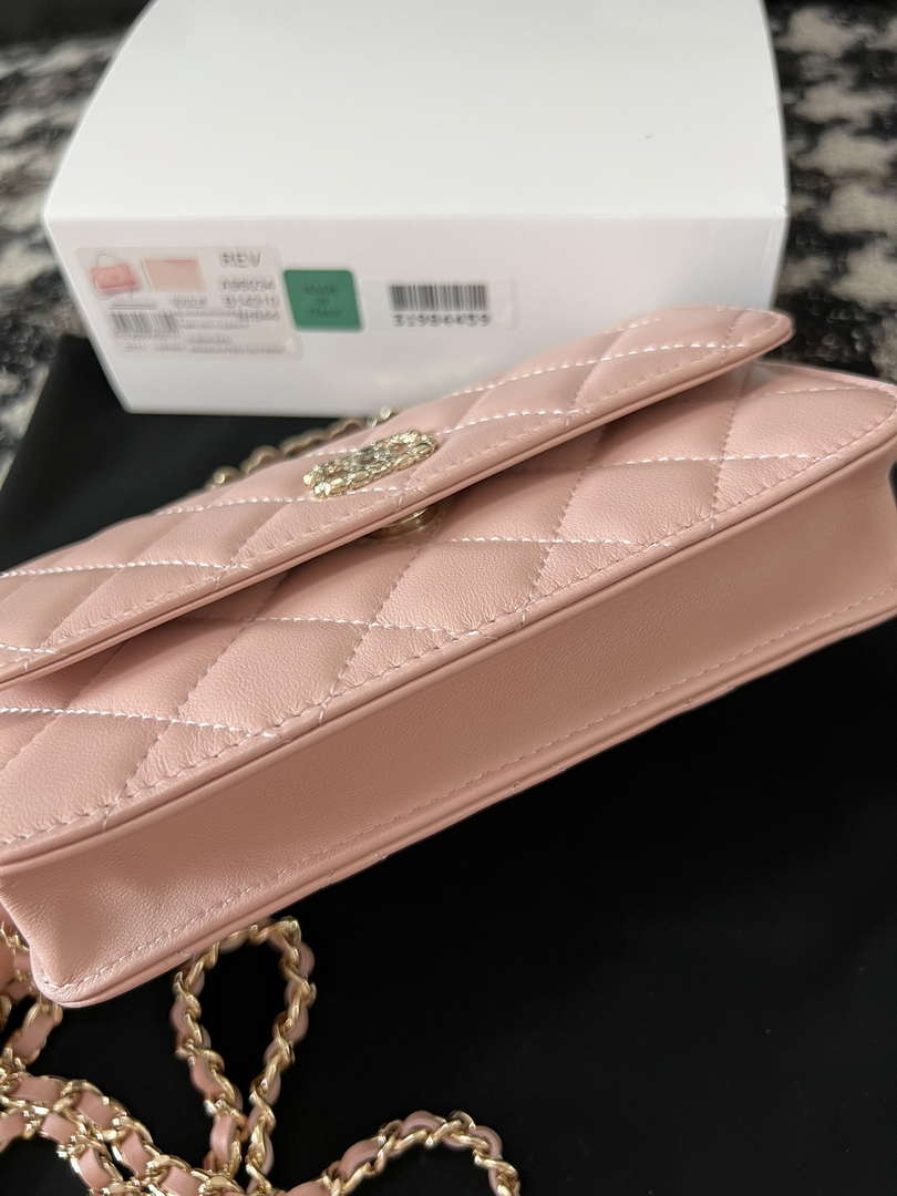 Chanel A96034 Woc Wallet on Chain With Small flower Handle Pink Lambskin - Default Title - View 4