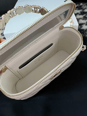 Chanel A96035 CLUTCH Lambskin Vanity Box bag White - Default Title - View 8