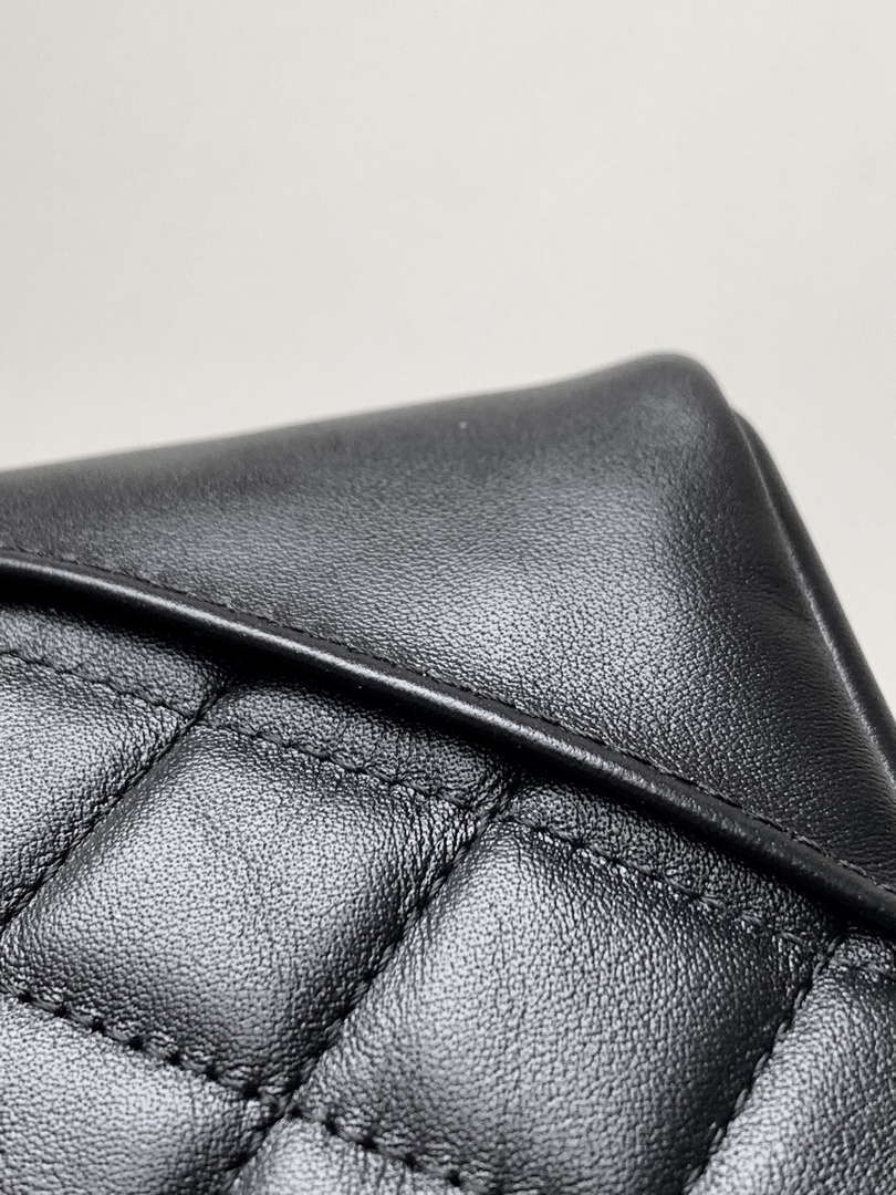Chanel A98002 Vintage Bucket bag Black - Default Title - View 8