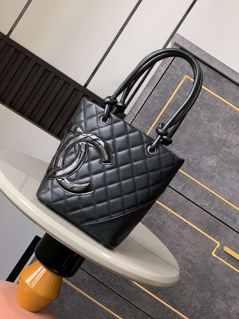 Chanel A98002 Vintage Bucket bag Black with Patent leather - Default Title - View 1