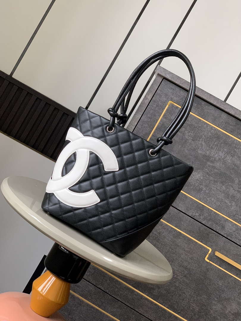 Chanel A98003 Vintage Large Bucket bag Black with White CC - Default Title - View 1