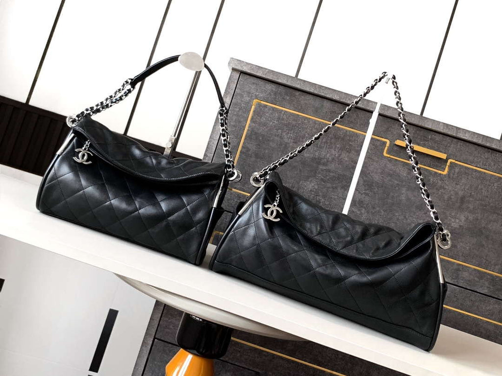 Chanel A99005 Vintage Small Hobo 25P Shopping Bag Black