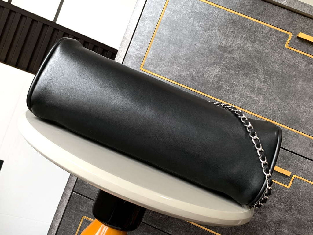 Chanel A99006 Vintage Large Hobo 25P Shopping Bag Black