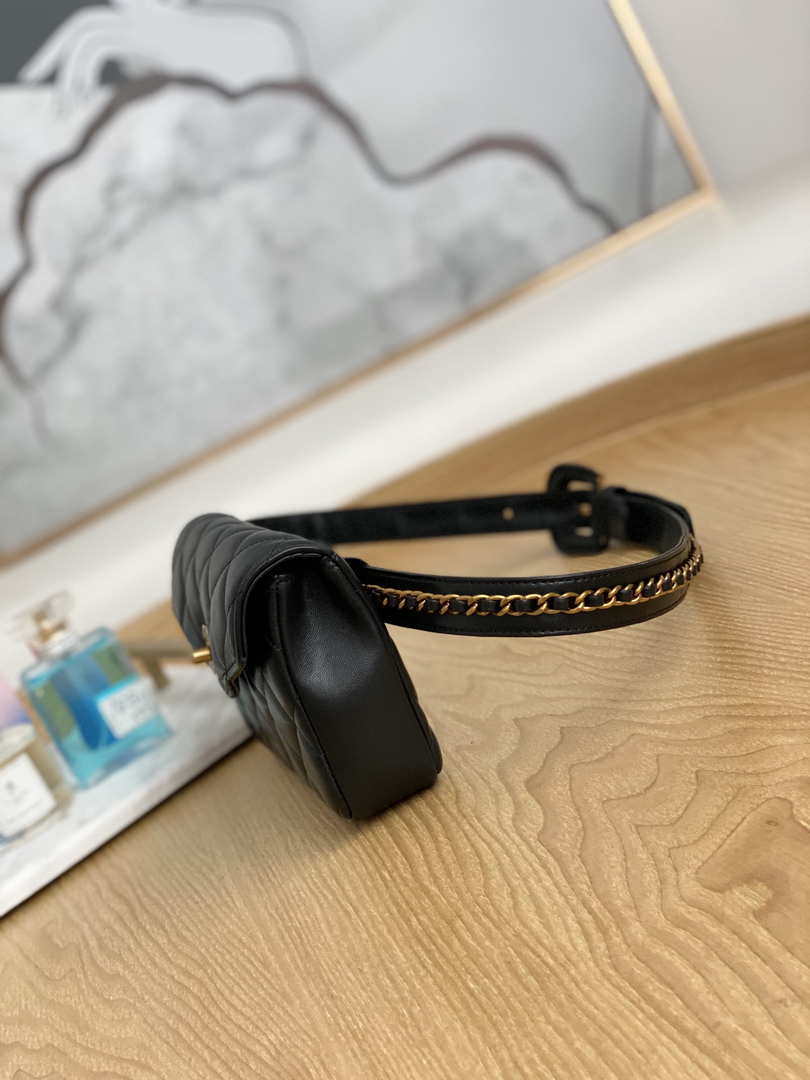 Chanel A99009 Waist bag Lambskin gold Black - Default Title - View 5