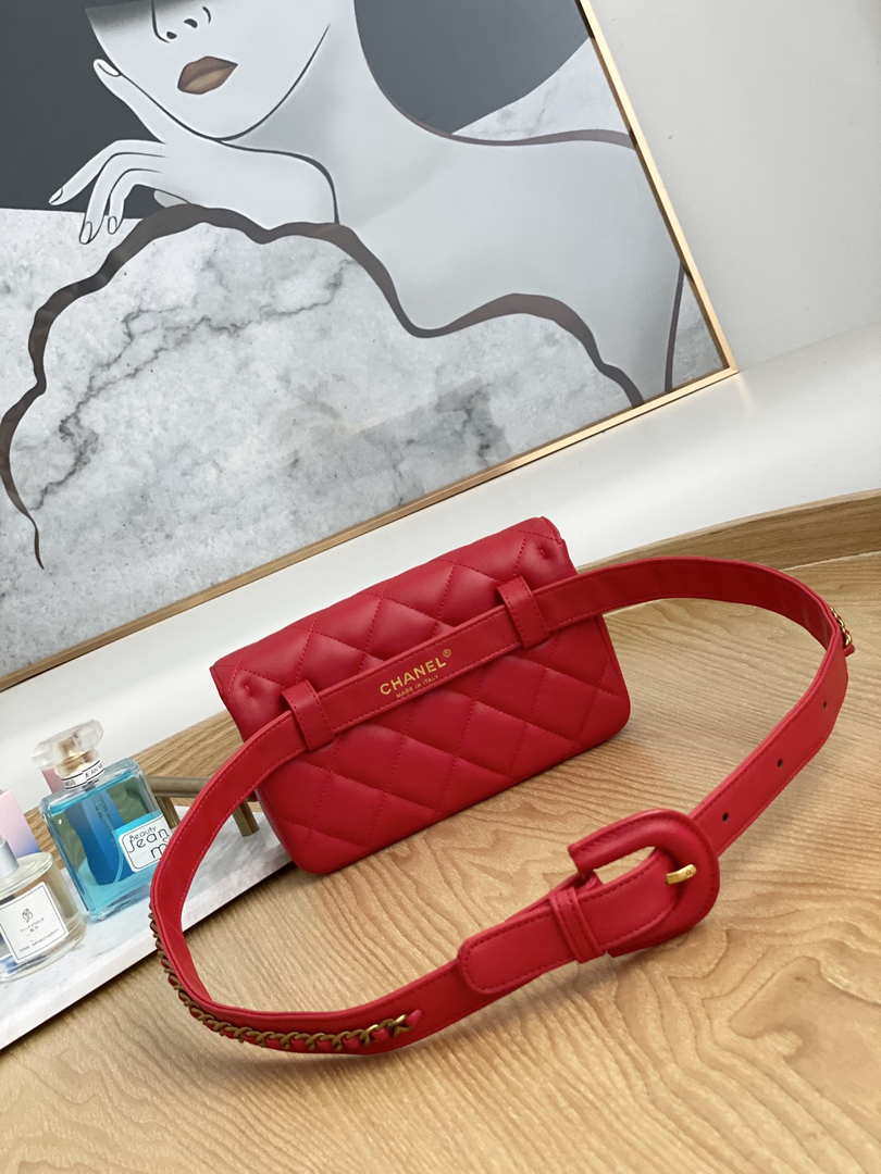 Chanel A99009 Waist bag Lambskin Red Gold