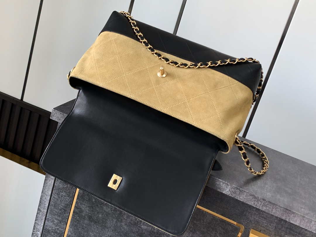 Chanel A99011 Double leather flap bag Black and Apricot - Default Title - View 5