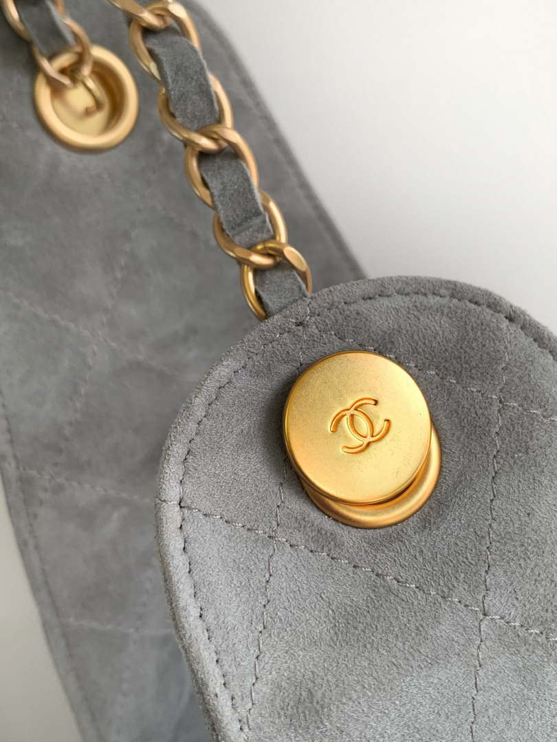 Chanel A99921 Shopping bag Bucket Drawstring 25A Bag Nubuck leather