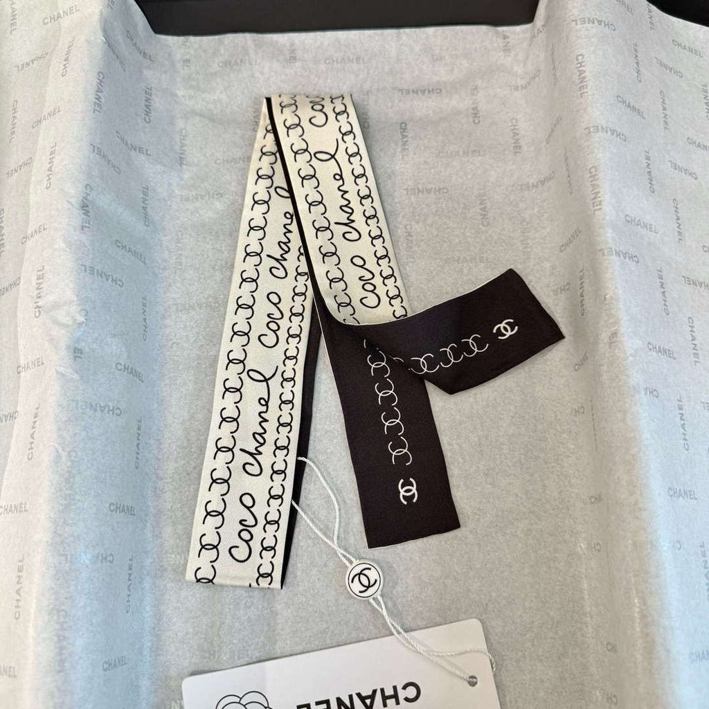Chanel AA8006 Slim Bandeau Designer Scarf C88735