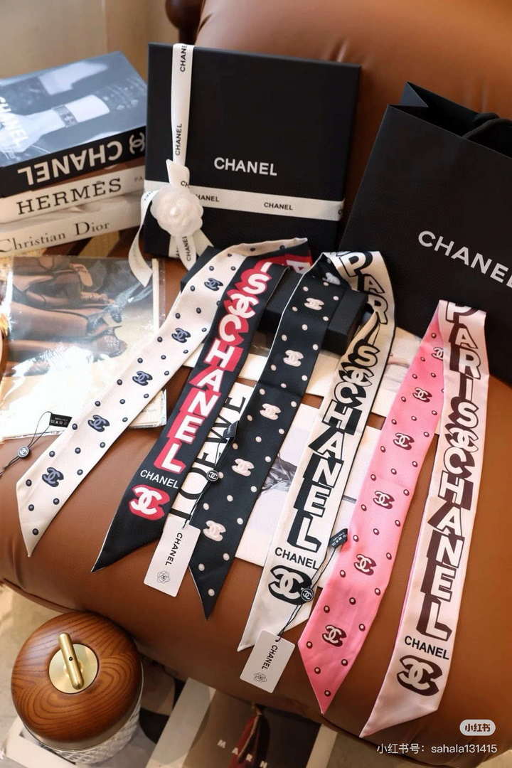 Chanel AA8006 Slim Bandeau Designer Scarf C88738