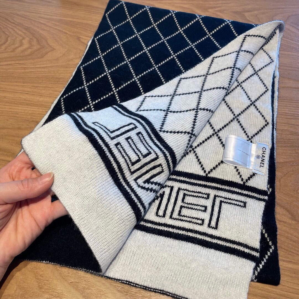Chanel AA8525 Scarves Chanel Designer Scarf C88637