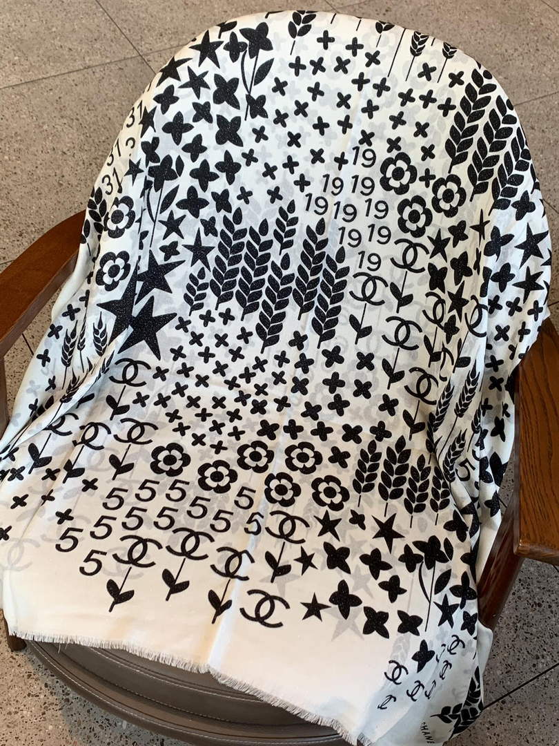 Chanel AA8689 Scarves Chanel Designer Scarf C88631