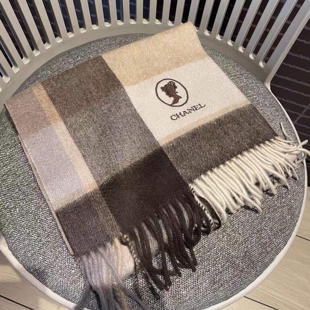Chanel AA8689 Scarves Chanel Designer Scarf C88634